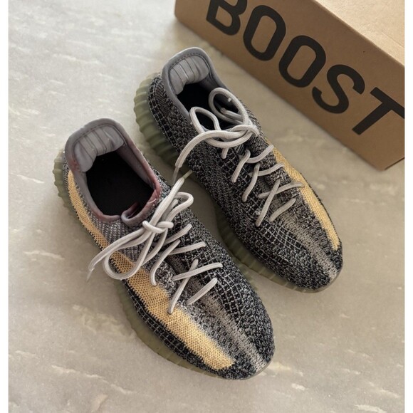 Yeezy Boost 350 V2 Ash Blue Sneakers Men’s Size 8 - Picture 3 of 10